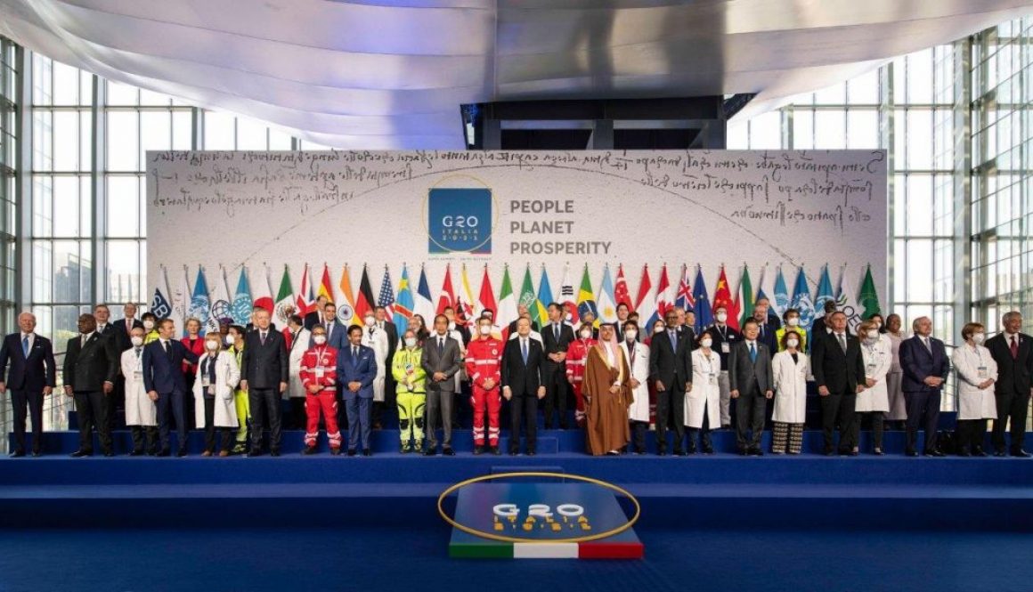 G20-Summit-family-photo-ph_edited